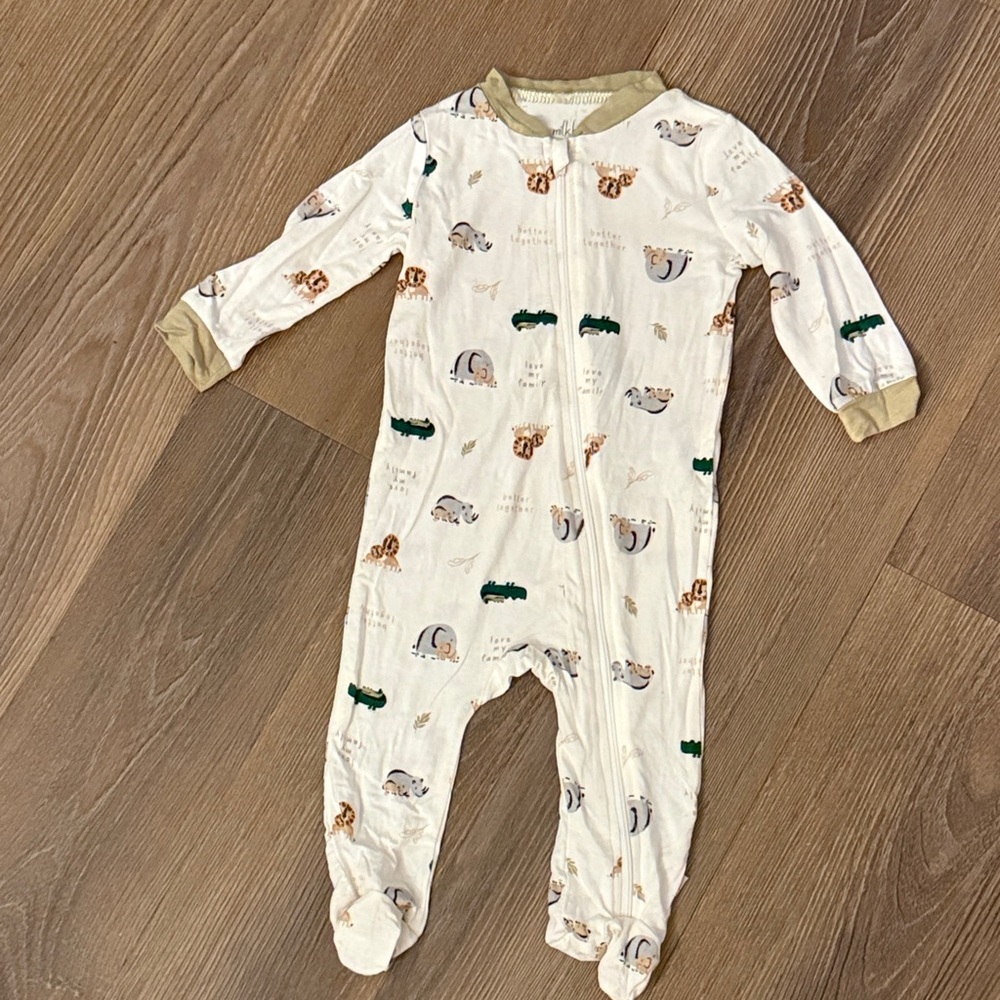 NWOT Milkberry unisex zoo animals bamboo viscose footie